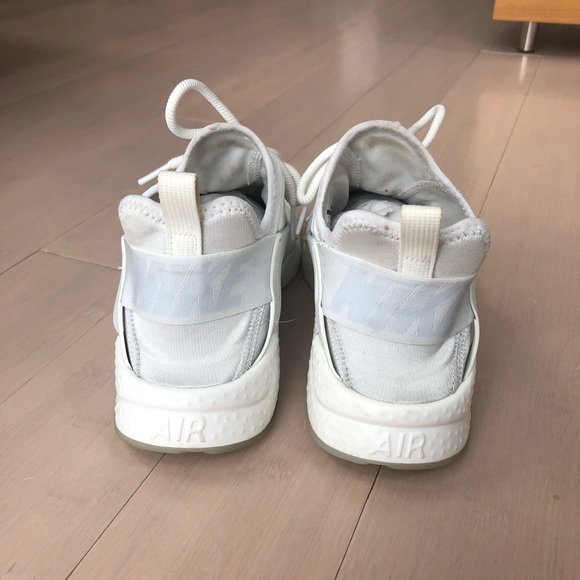 Nike Air Huarache Run Ultra S1 (Women’s) - Picture 4 of 6